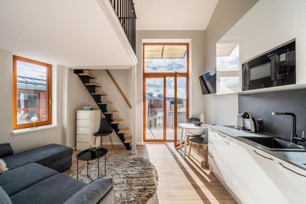 New Loft With Rooftop Terrace In The Old Town Ryga Zewnętrze zdjęcie
